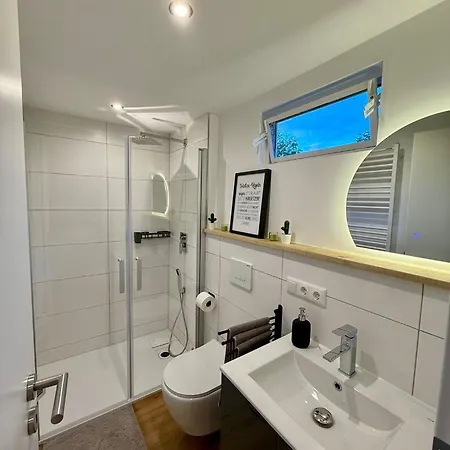 Im Gruenen - Entspannen Mit Alpakas